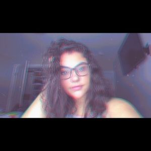 Meet your Posher, Brenda